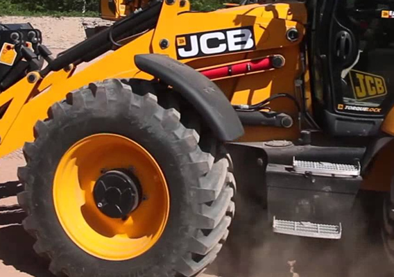 JCB İş Makinası Çamurluk